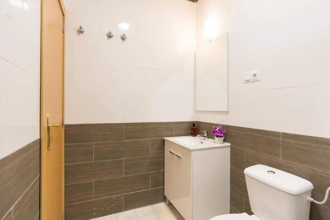 Ole Hostels Malaga Zambrano