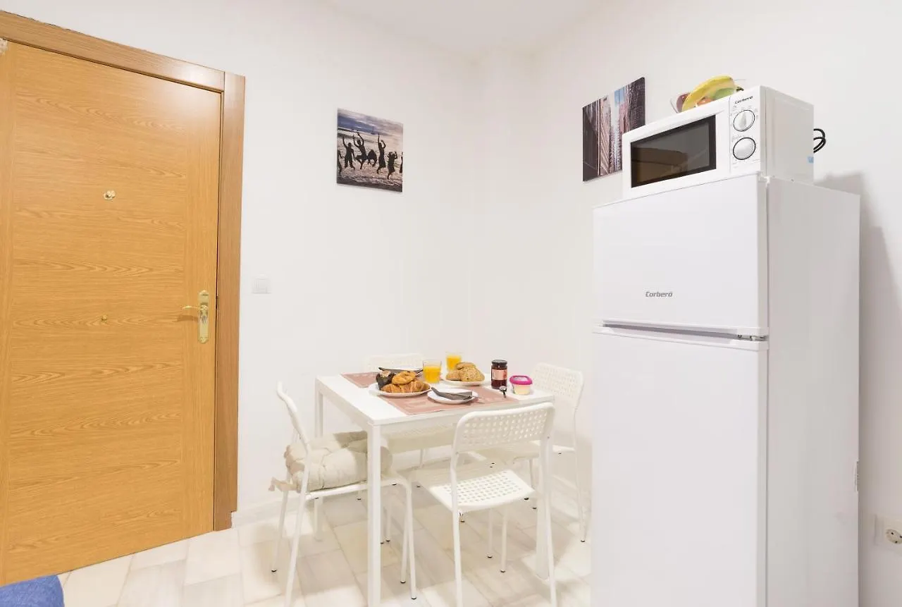 Ole Hostels Malaga Zambrano