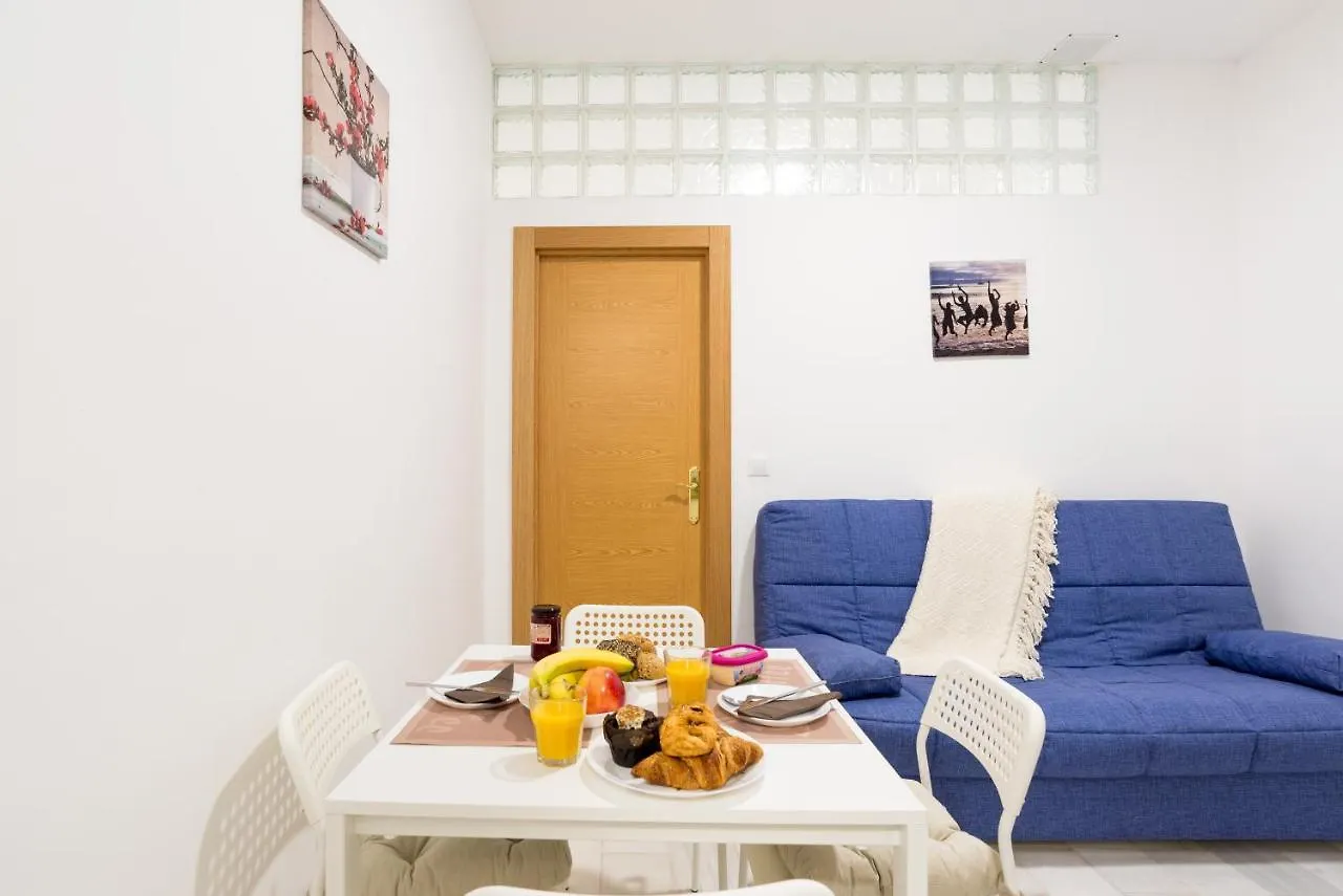 Ole Hostels Malaga Zambrano
