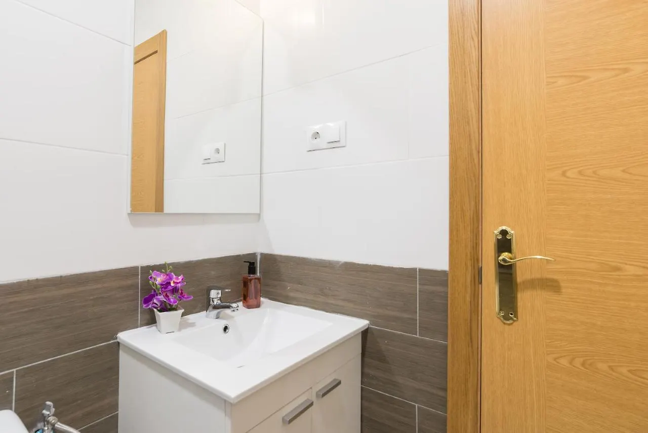 Ole Hostels Malaga Zambrano