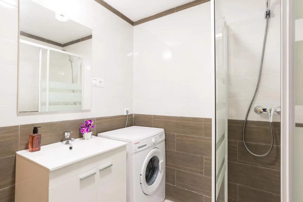 Ole Hostels Malaga Zambrano