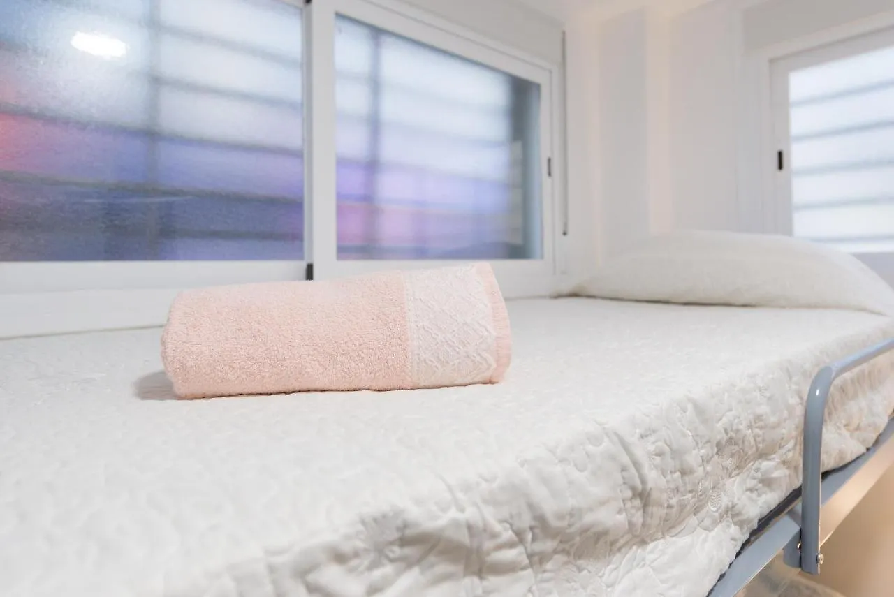 Ole Hostels Malaga Zambrano