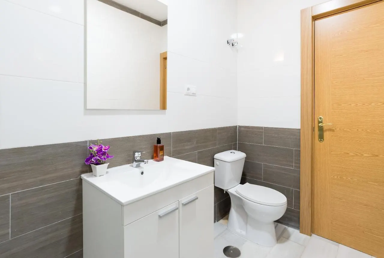 Ole Hostels Malaga Zambrano